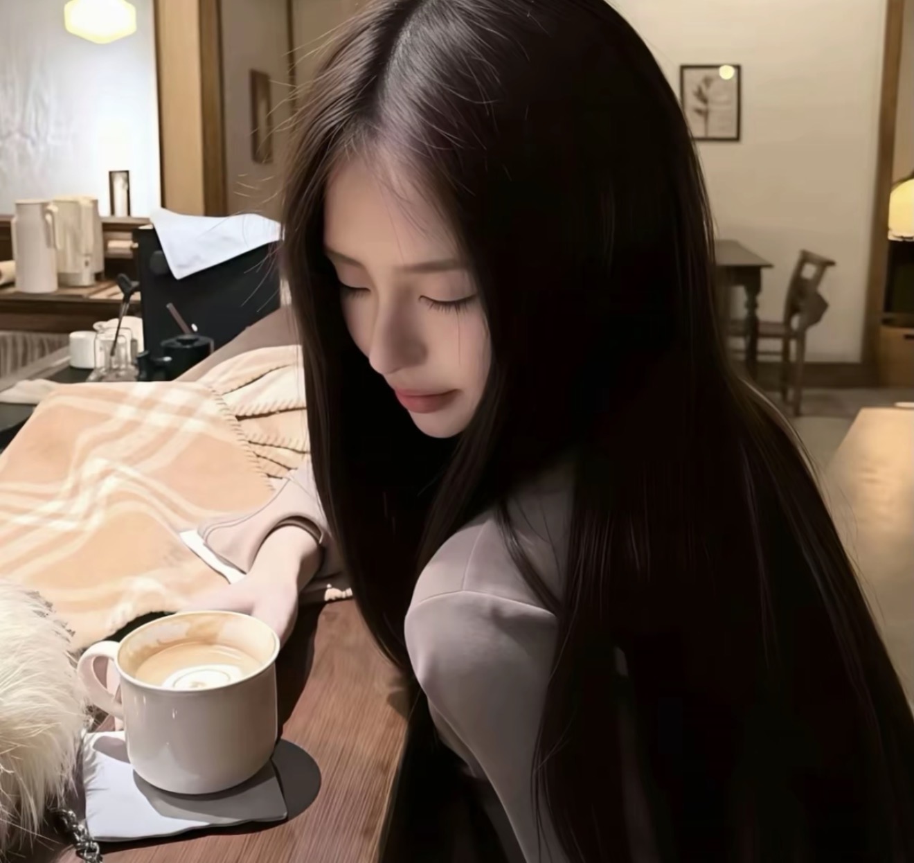 晚情集团
